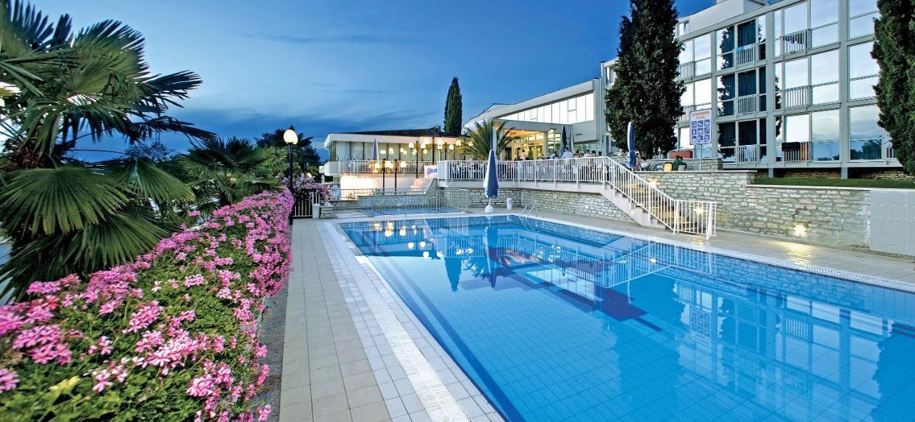 Hotel Zorna Plava Laguna Porec Luaran gambar