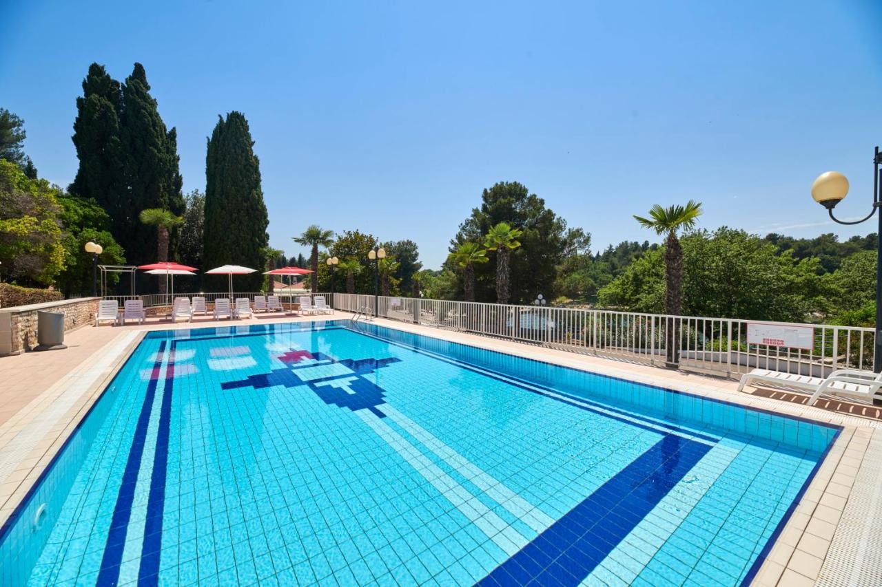Hotel Zorna Plava Laguna Porec Luaran gambar