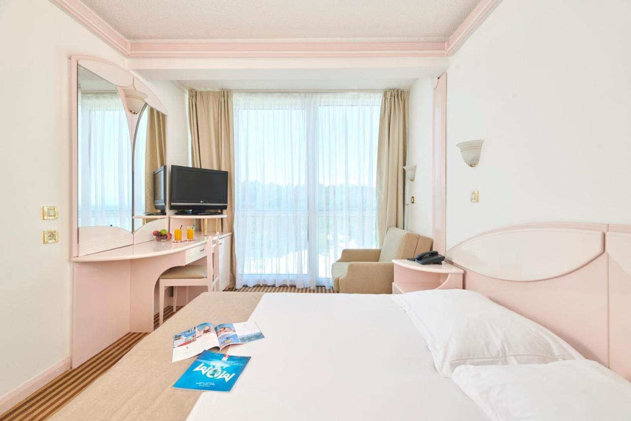 Hotel Zorna Plava Laguna Porec Luaran gambar