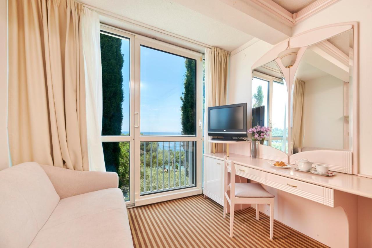 Hotel Zorna Plava Laguna Porec Luaran gambar