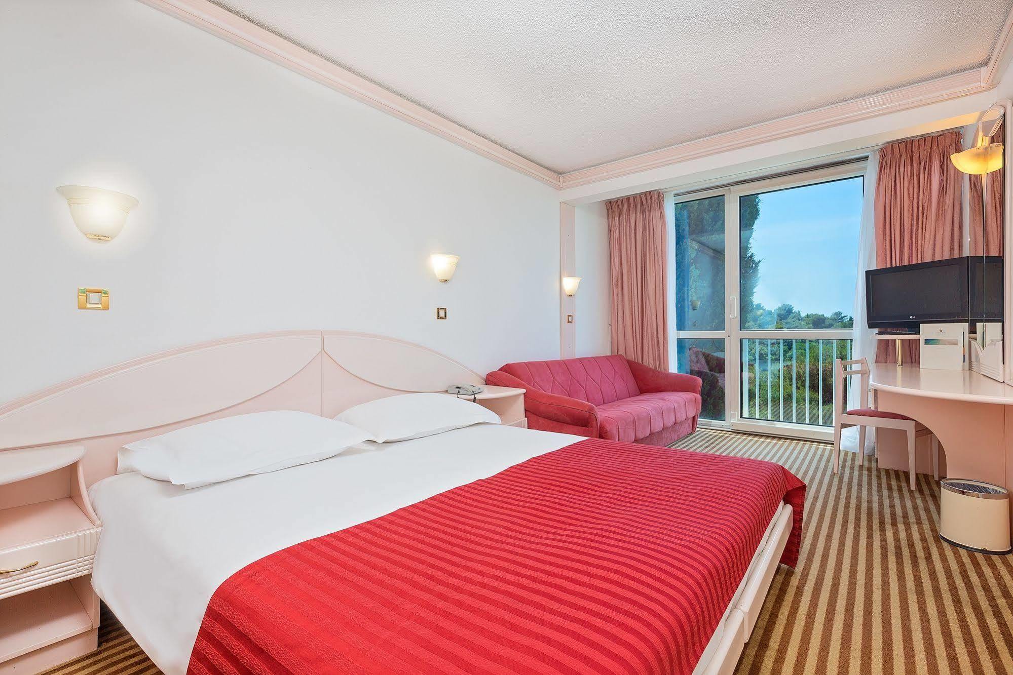 Hotel Zorna Plava Laguna Porec Luaran gambar